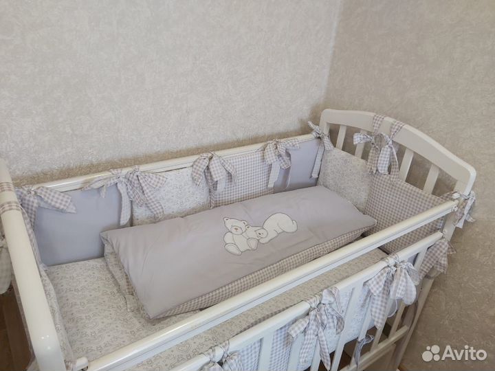 Бортики в кроватку