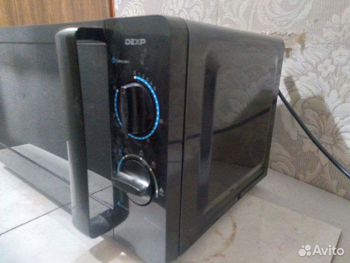 Микроволновая печь dexp 1.5года