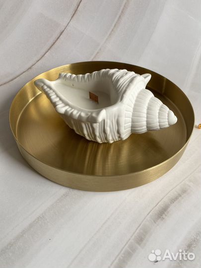 Набор золотых интерьерных подносов