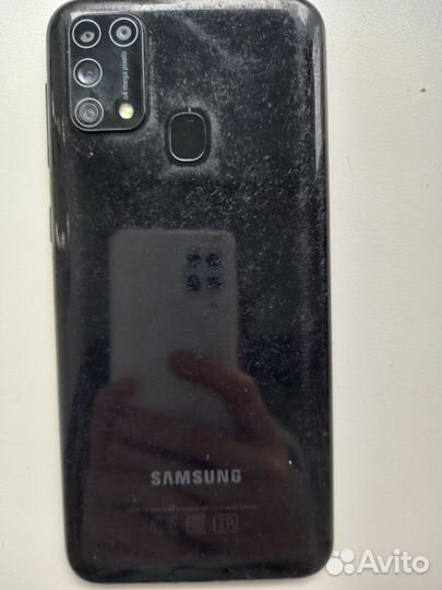 Телефон Samsung m31