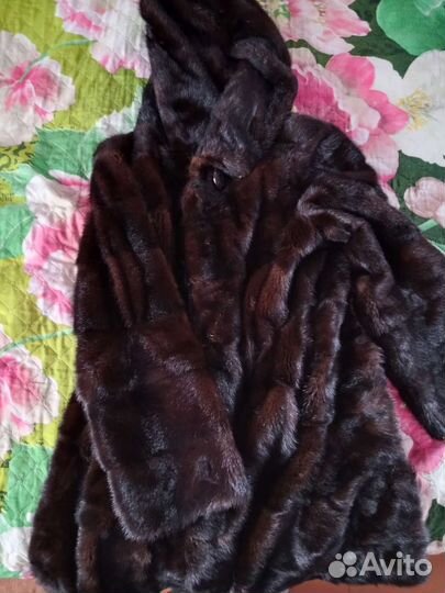Шуба норковая с капюшоном 48 50