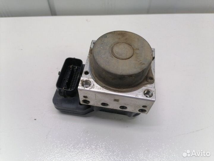 Блок abs Toyota Corolla E150