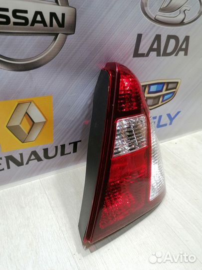 Фонарь задний Renault symbol Прав