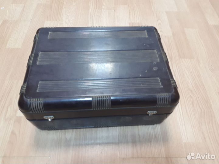 Корпус электропроигрывателя Эльфа