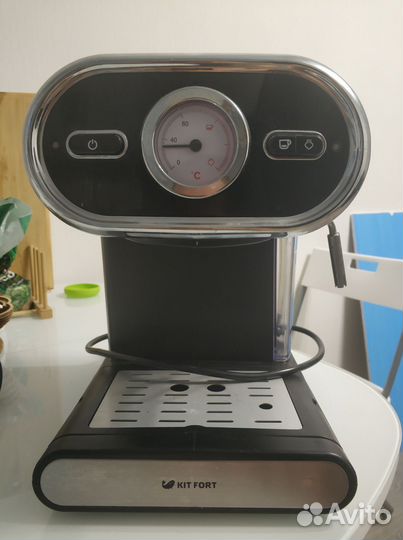 Рожковая кофеварка kitfort kt-702