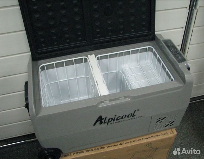 Автохолодильник двухкамерный