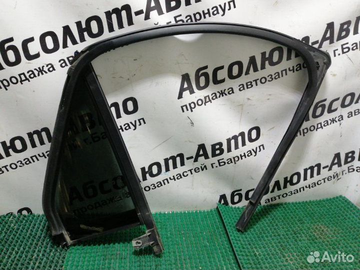 Форточка двери задняя левая Ford Explorer U502