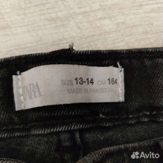 Джинсы Zara