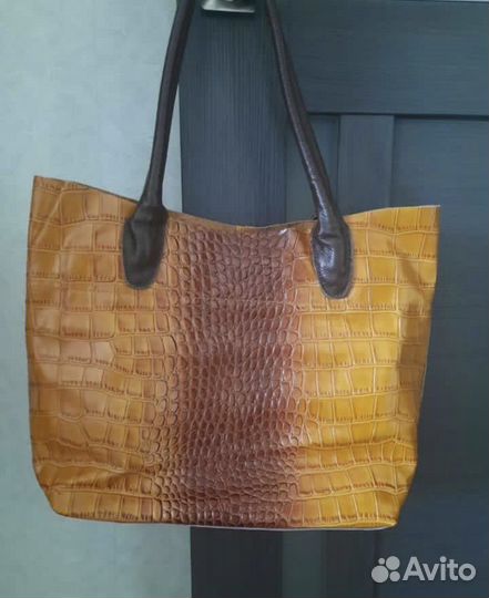 Cумка из натуральной кожи женская