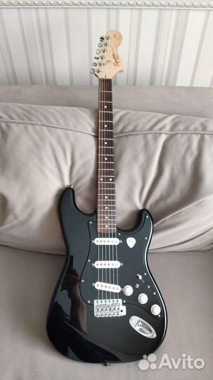 Stratocaster squier affinity + mod pickguard