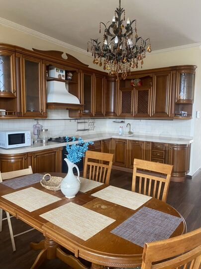 Дом 220 м² на участке 7 сот.