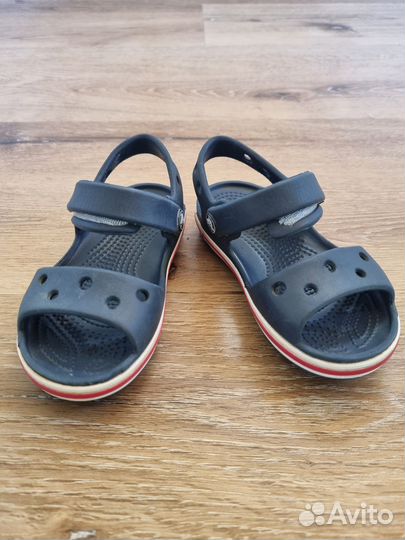 Сандали crocs c7