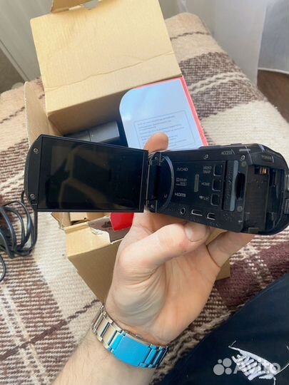 Видеокамера canon legria hf ручная