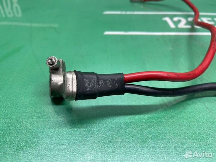 Клемма аккумулятора Volkswagen Tiguan 5N1 cavd