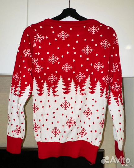 Свитер женский