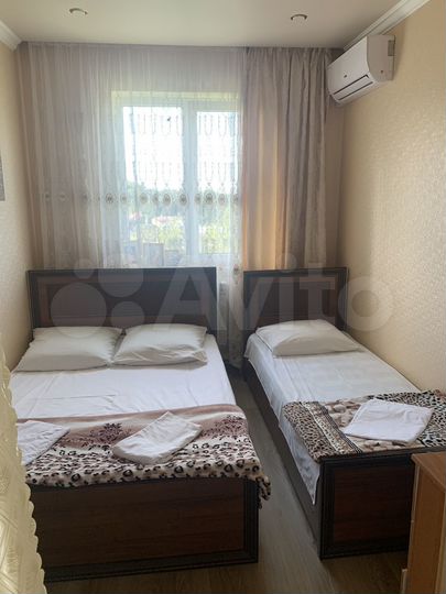 Комната 15 м² в 7-к., 1/2 эт.