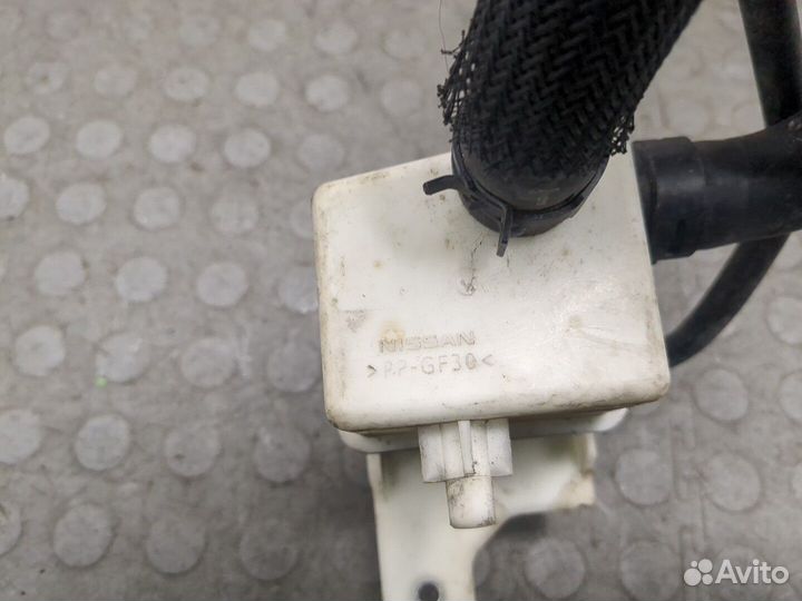 Бачок расширительный Nissan Leaf