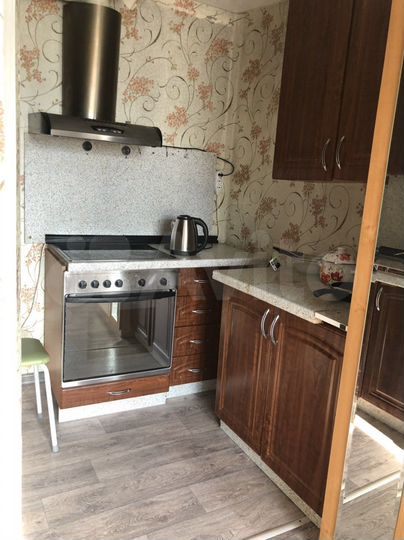 2-к. квартира, 30 м², 6/10 эт.