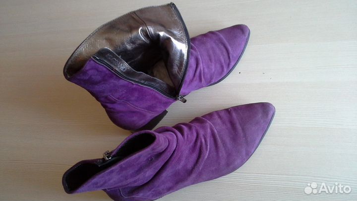 Ботинки осенние р. 39 (натуральная замша)