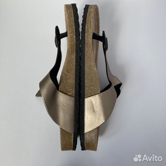 Шлепанцы новые кожа 41 типа Birkenstock Arizona