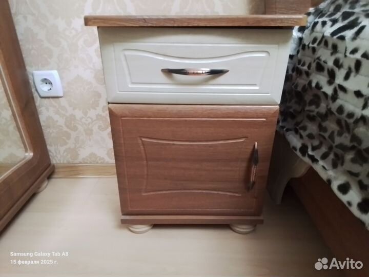 Продам спальный гарнитур б/у