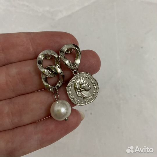 Серьги гвоздики