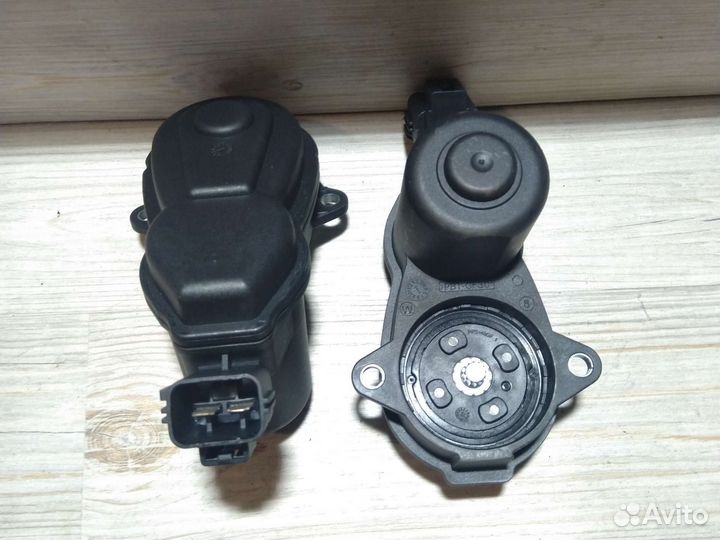 Моторчик заднего суппорта renault scenic 2