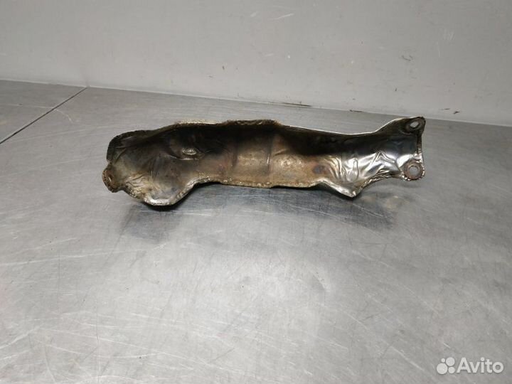 Тепловой экран глушителя Jeep Grand Cherokee WK2