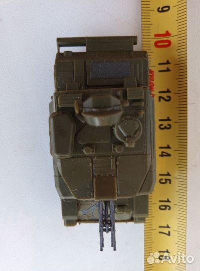 Модель зенитной самоходной установки 