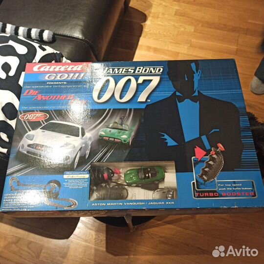 Трасса гоночная. Carrera Go Джеймс Бонд 007