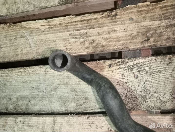 Патрубок Охлаждения Range Rover Vogue