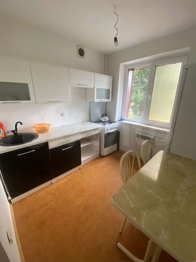 2-к. квартира, 47,6 м², 2/5 эт.