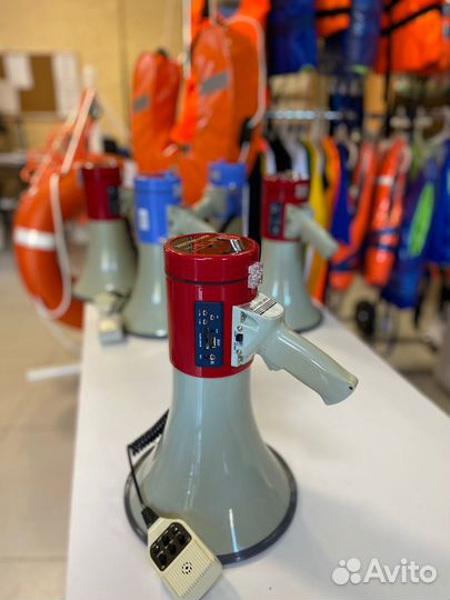 Мегафон - рупорт, громкоговоритель