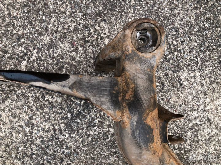 Балка W124 оригинал