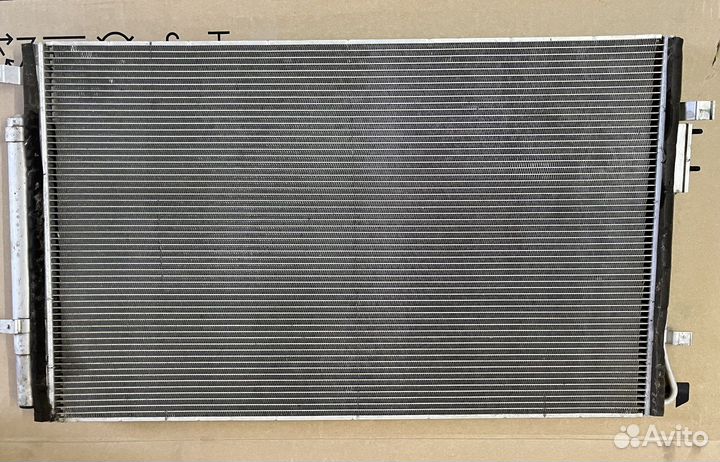 Радиатор кондиционера Kia sportage 5