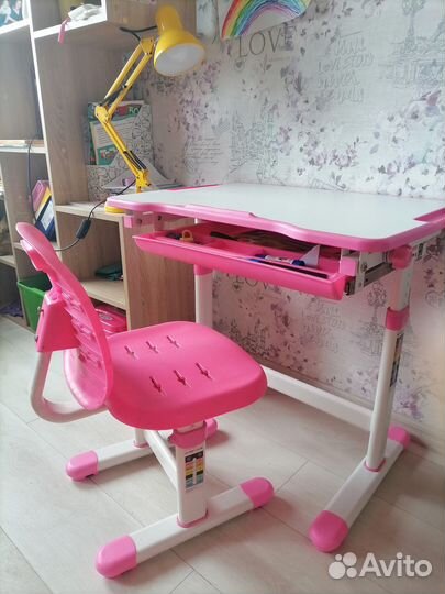 Письменный стол школьный со стулом (трансформер)