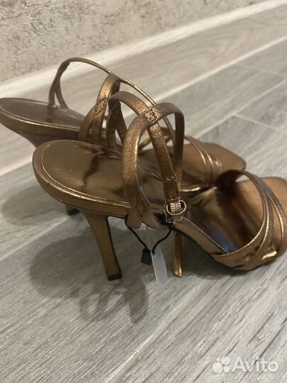 Продам обувь