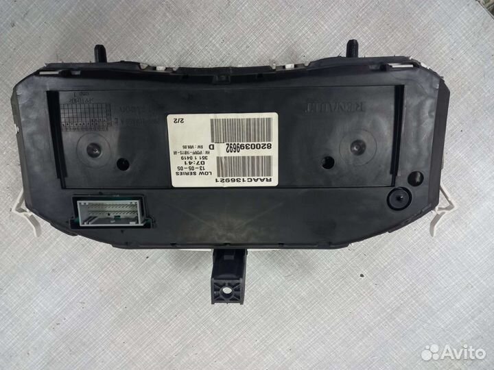 Панель приборов Renault Megan 2
