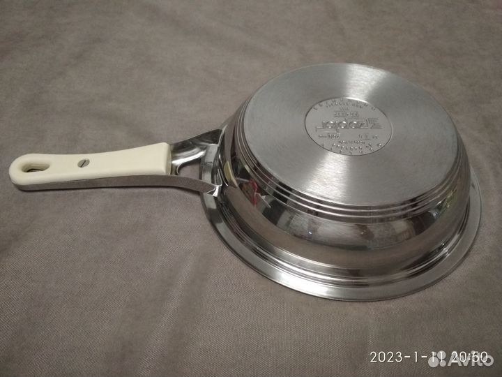 Сковорода Zepter 1,3л d20 URA покрытие