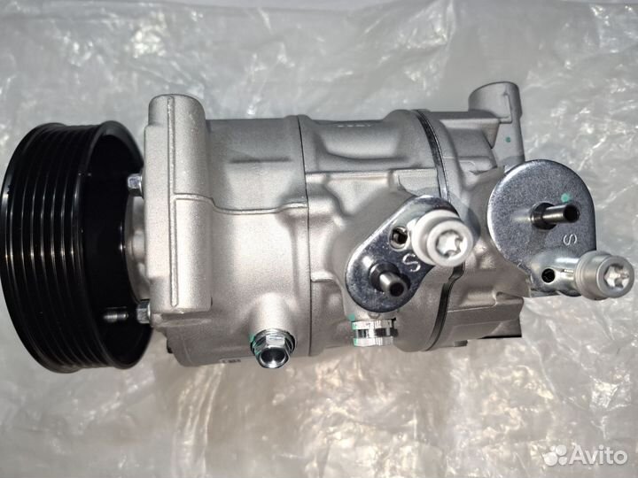 Компрессор кондиционера Volkswagen Polo 5 рест