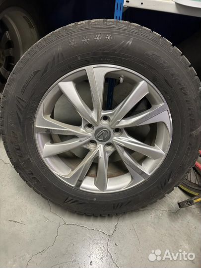 Dunlop Grandtrek Ice 02 235/65 R18