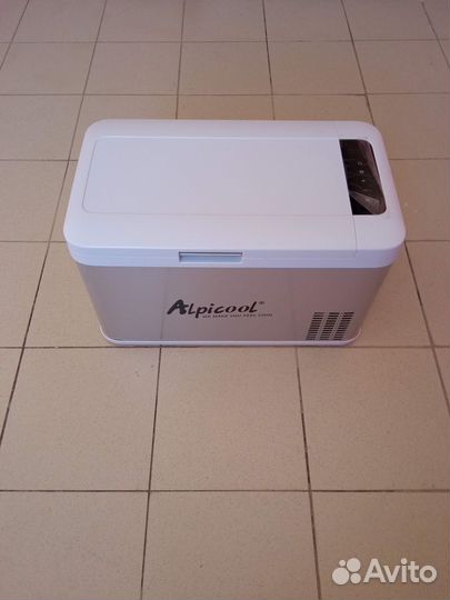 Автохолодильник компрессорный Alpicool