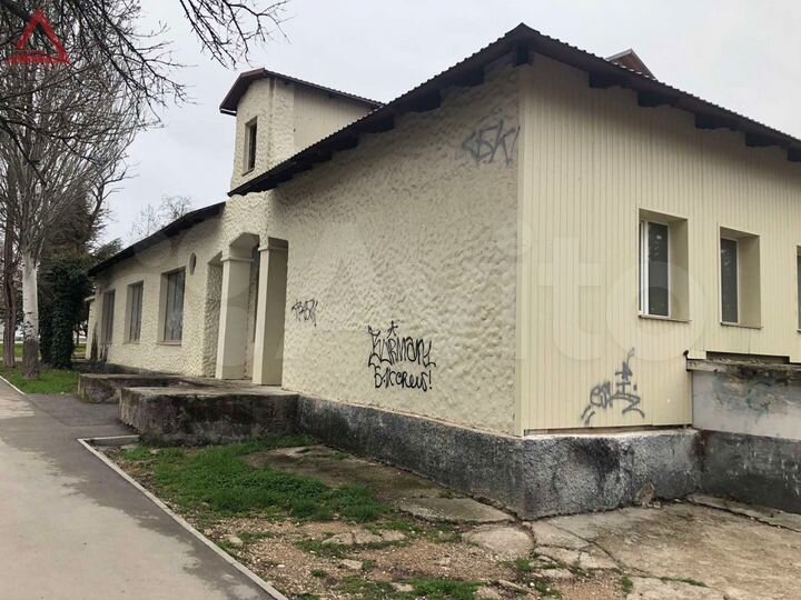 Продам помещение свободного назначения, 1892.8 м²