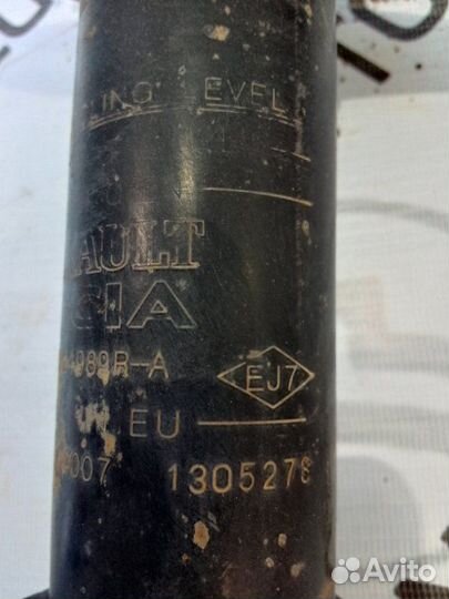 Стойка амортизатор передняя Renault Logan