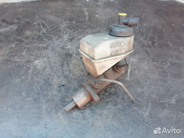 Главный тормозной цилиндр Renault Symbol LB 2005