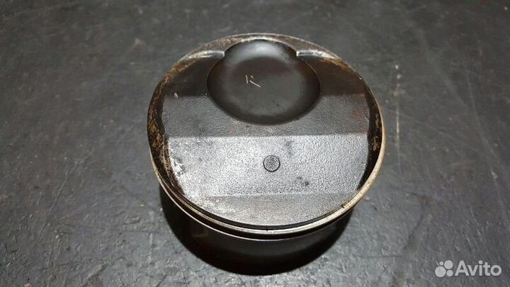 Поршень правый Porsche Cayenne 957 GTS M48.01 2008