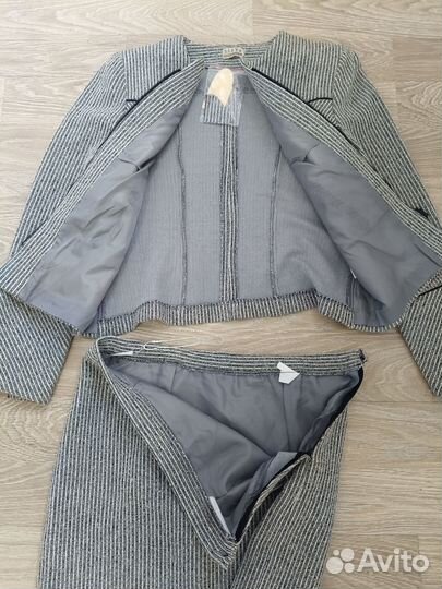 Костюм женский 46 размер