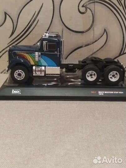 Модель - white western star 4864 1970 IXO 1/43