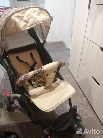 Прогулочная коляска tetra