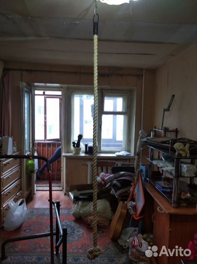 Канат спортивный б/у